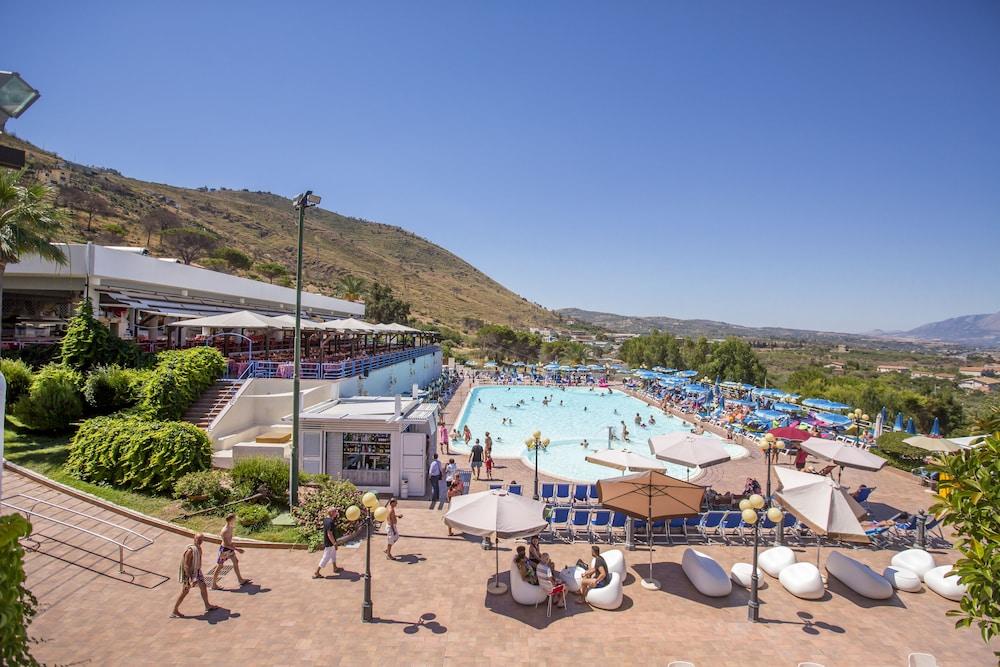 Hotel Costa Verde Чефалу Екстериор снимка