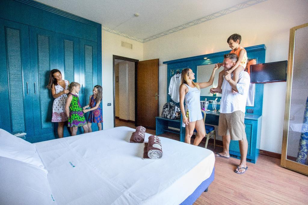 Hotel Costa Verde Чефалу Екстериор снимка