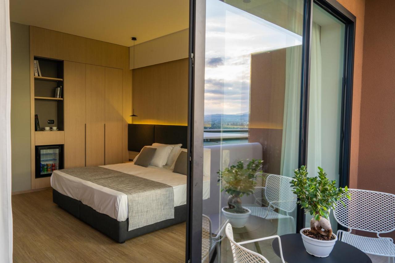 Hotel Costa Verde Чефалу Екстериор снимка